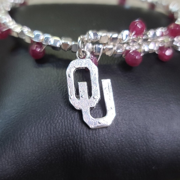OKLAHOMA U BRACELET SILVER / red. ADJUSTABLE - Picture 2 of 7